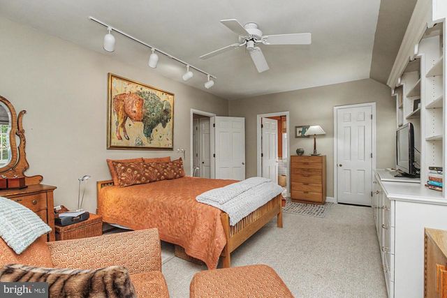 1018 BROOKLANDWOOD RD, Lutherville Timonium, MD 21093