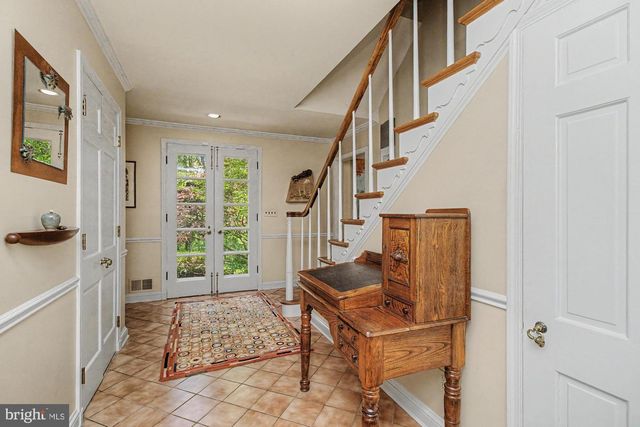 1018 BROOKLANDWOOD RD, Lutherville Timonium, MD 21093