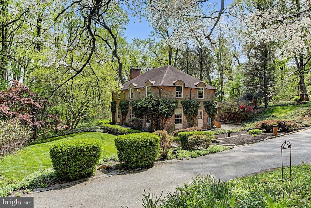 1018 BROOKLANDWOOD RD, Lutherville Timonium, MD 21093