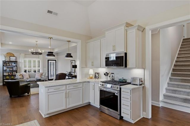6047 Haywood Street, Clemmons, NC 27012
