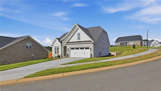 6047 Haywood Street, Clemmons, NC 27012