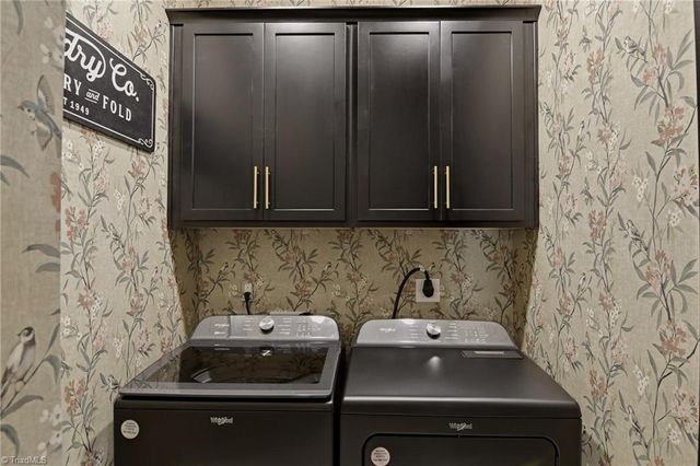 6047 Haywood Street, Clemmons, NC 27012