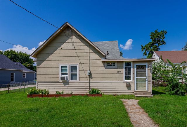 2916 Capitol Avenue, Des Moines, IA 50317