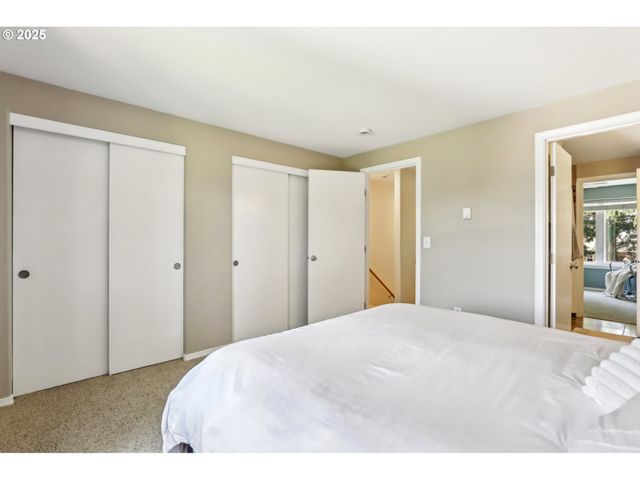 4412 Se 101ST Ave, Portland, OR 97266