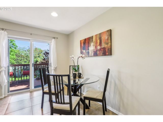 4412 Se 101ST Ave, Portland, OR 97266