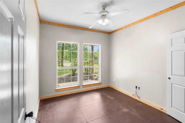 109 Rs County Road 3319, Emory, TX 75440