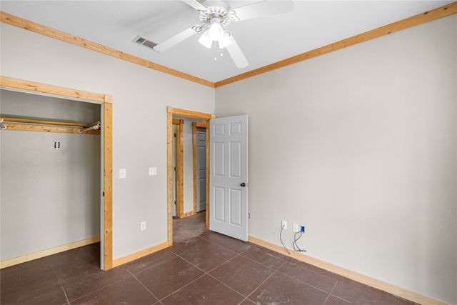 109 Rs County Road 3319, Emory, TX 75440