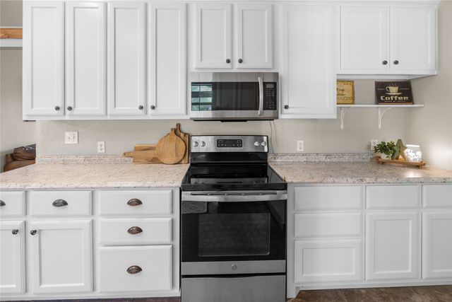 109 Rs County Road 3319, Emory, TX 75440