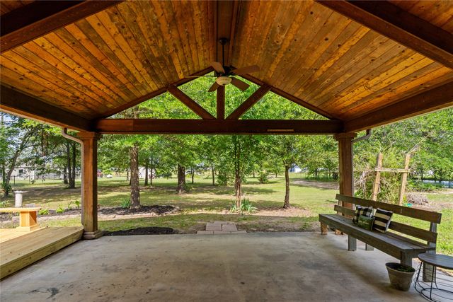 109 Rs County Road 3319, Emory, TX 75440