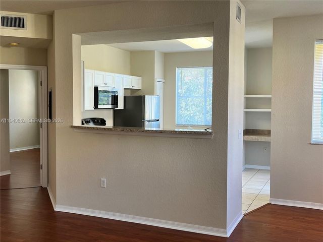 11016 Legacy Dr 306, Palm Beach Gardens, FL 33410