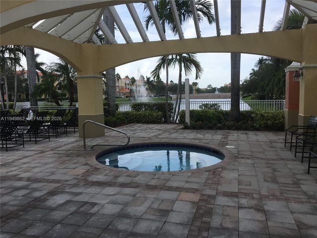 11016 Legacy Dr 306, Palm Beach Gardens, FL 33410