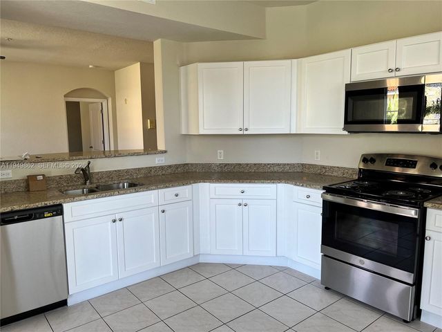 11016 Legacy Dr 306, Palm Beach Gardens, FL 33410