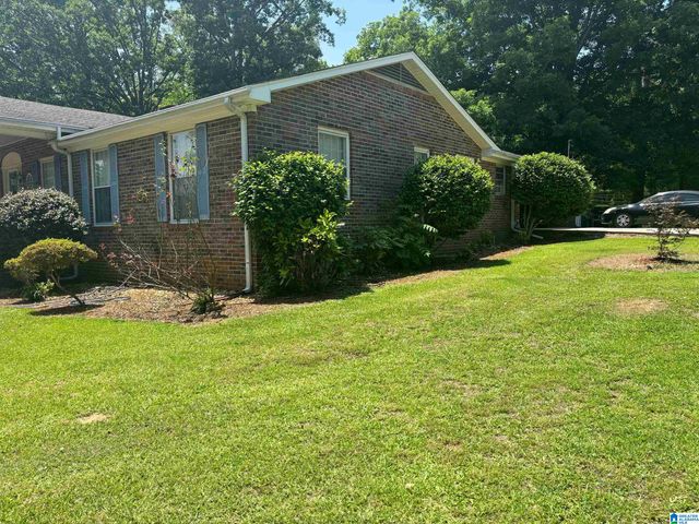 1021 SEDGEFIELD DRIVE, Sylacauga, AL 35150