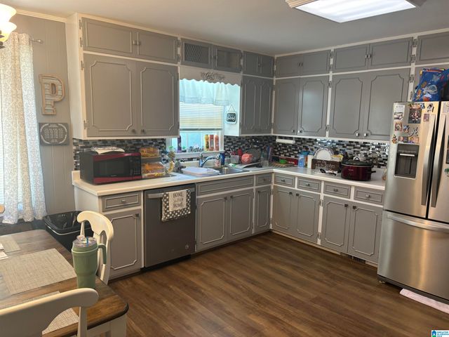 1021 SEDGEFIELD DRIVE, Sylacauga, AL 35150