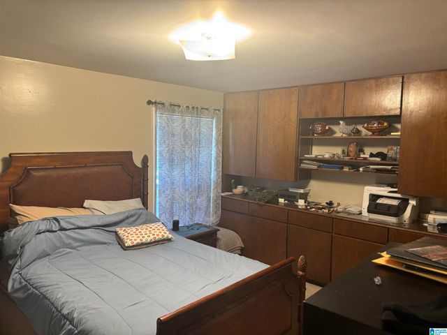 1021 SEDGEFIELD DRIVE, Sylacauga, AL 35150