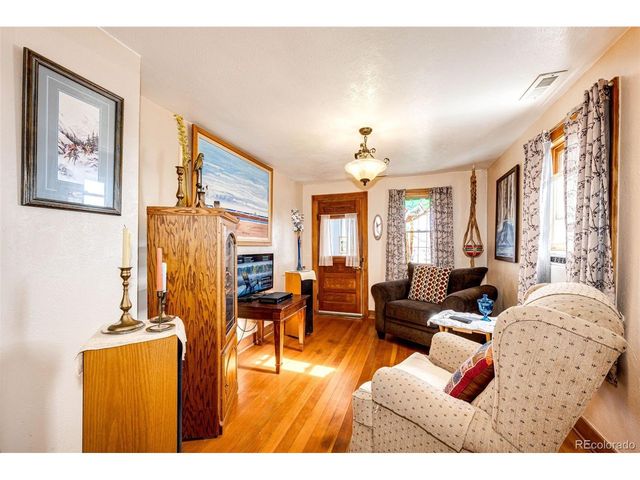 359 S Sherman St, Byers, CO 80103