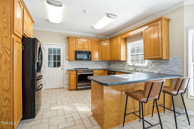 3914 Leaf Point, Kingsport, TN 37663