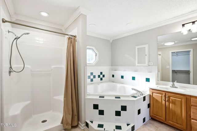 3914 Leaf Point, Kingsport, TN 37663