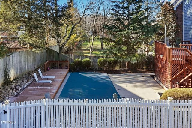 3914 Leaf Point, Kingsport, TN 37663