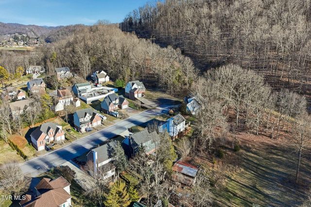 3914 Leaf Point, Kingsport, TN 37663