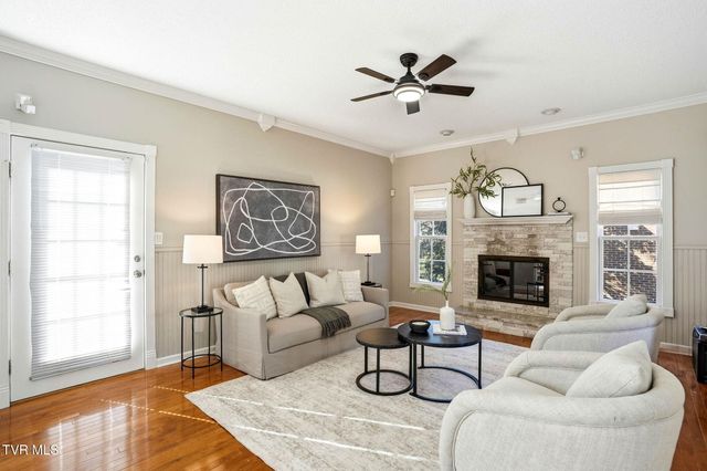 3914 Leaf Point, Kingsport, TN 37663