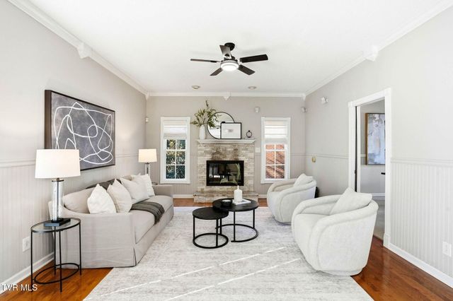 3914 Leaf Point, Kingsport, TN 37663