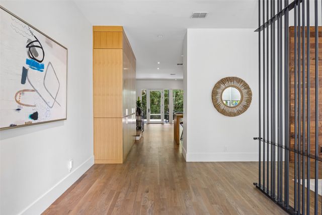 6726 Lake Circle Drive, Dallas, TX 75214
