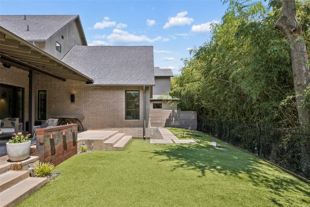 6726 Lake Circle Drive, Dallas, TX 75214