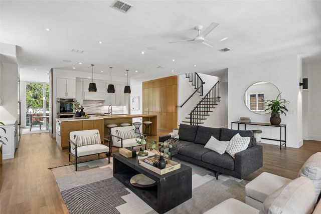 6726 Lake Circle Drive, Dallas, TX 75214
