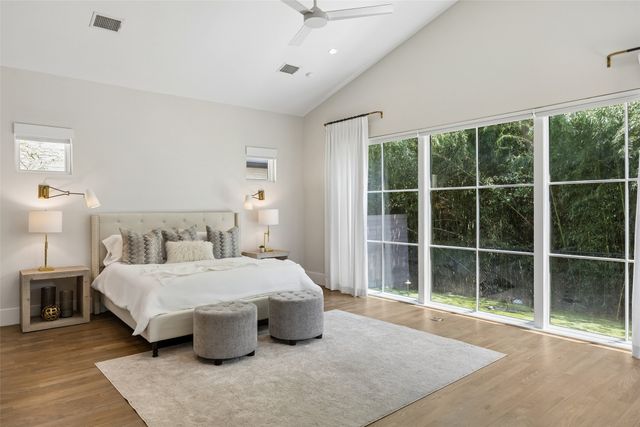 6726 Lake Circle Drive, Dallas, TX 75214