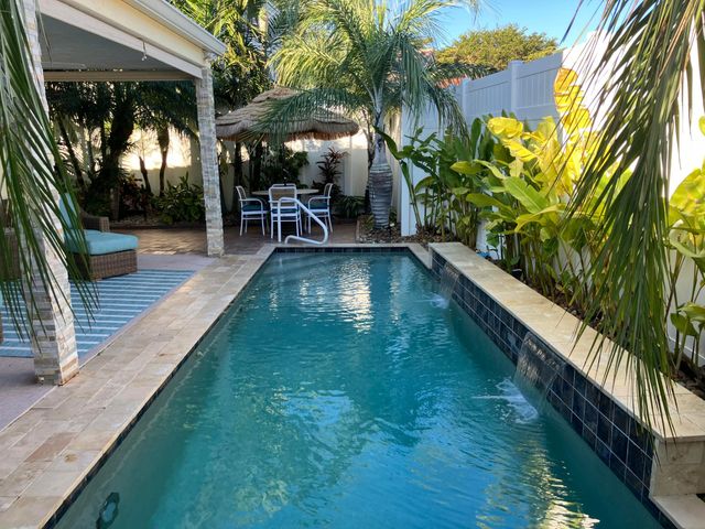 333 Pelican Way, Delray Beach, FL 33483