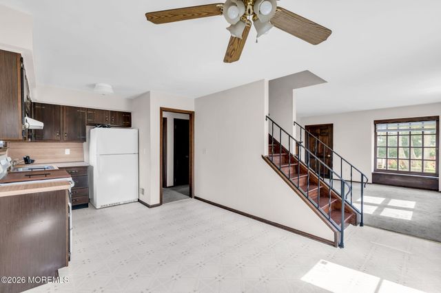 408 Ensign Avenue, Beachwood, NJ 08722