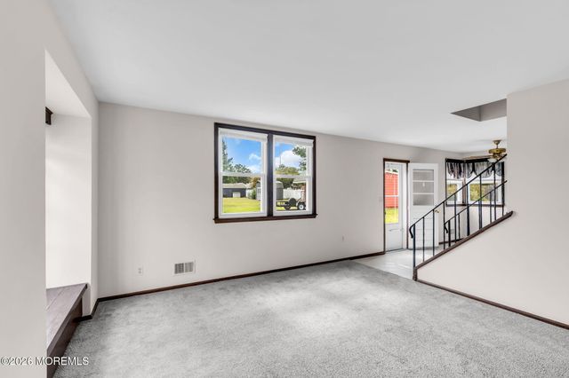 408 Ensign Avenue, Beachwood, NJ 08722