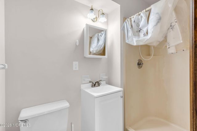 408 Ensign Avenue, Beachwood, NJ 08722