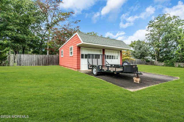 408 Ensign Avenue, Beachwood, NJ 08722
