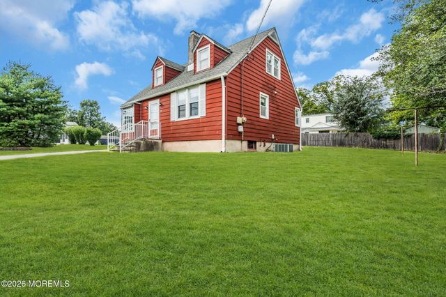 408 Ensign Avenue, Beachwood, NJ 08722