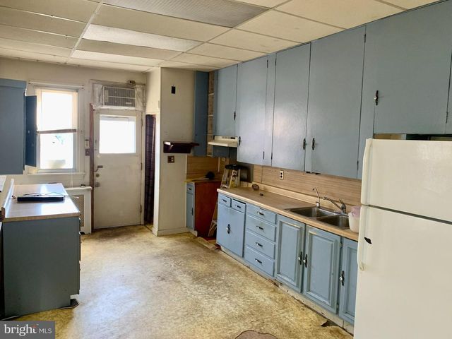 416 SPRING ST, Reading, PA 19601
