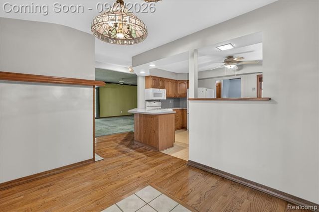 1352 Catherines Way, Howell, MI 48843