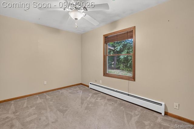 1352 Catherines Way, Howell, MI 48843