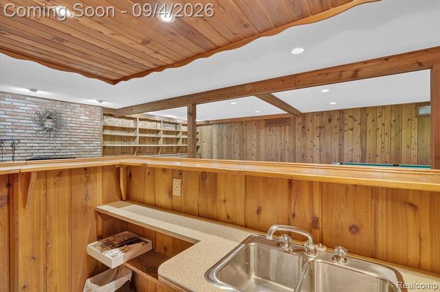 1352 Catherines Way, Howell, MI 48843
