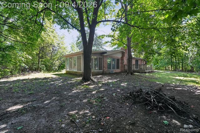 1352 Catherines Way, Howell, MI 48843
