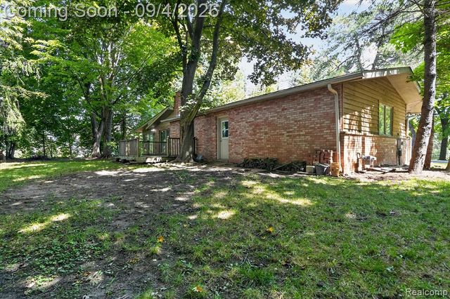 1352 Catherines Way, Howell, MI 48843