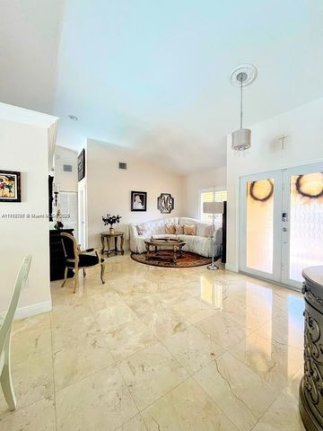 19720 SW 79th Ct, Cutler Bay, FL 33189