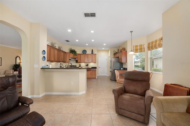9274 SW 94TH LOOP, Ocala, FL 34481