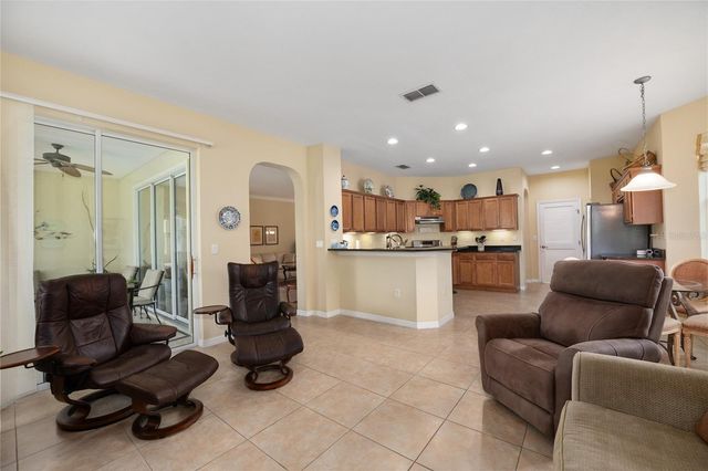 9274 SW 94TH LOOP, Ocala, FL 34481