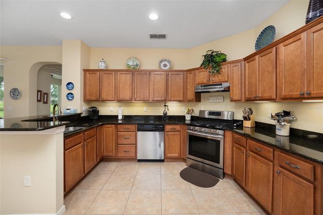 9274 SW 94TH LOOP, Ocala, FL 34481