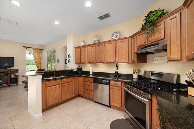 9274 SW 94TH LOOP, Ocala, FL 34481