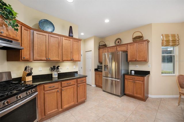 9274 SW 94TH LOOP, Ocala, FL 34481