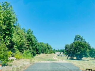 13701 N US Hwy 79, Palestine, TX 75801