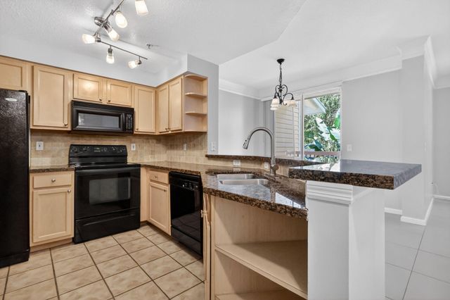 175 Galicia Way 209, Jupiter, FL 33458
